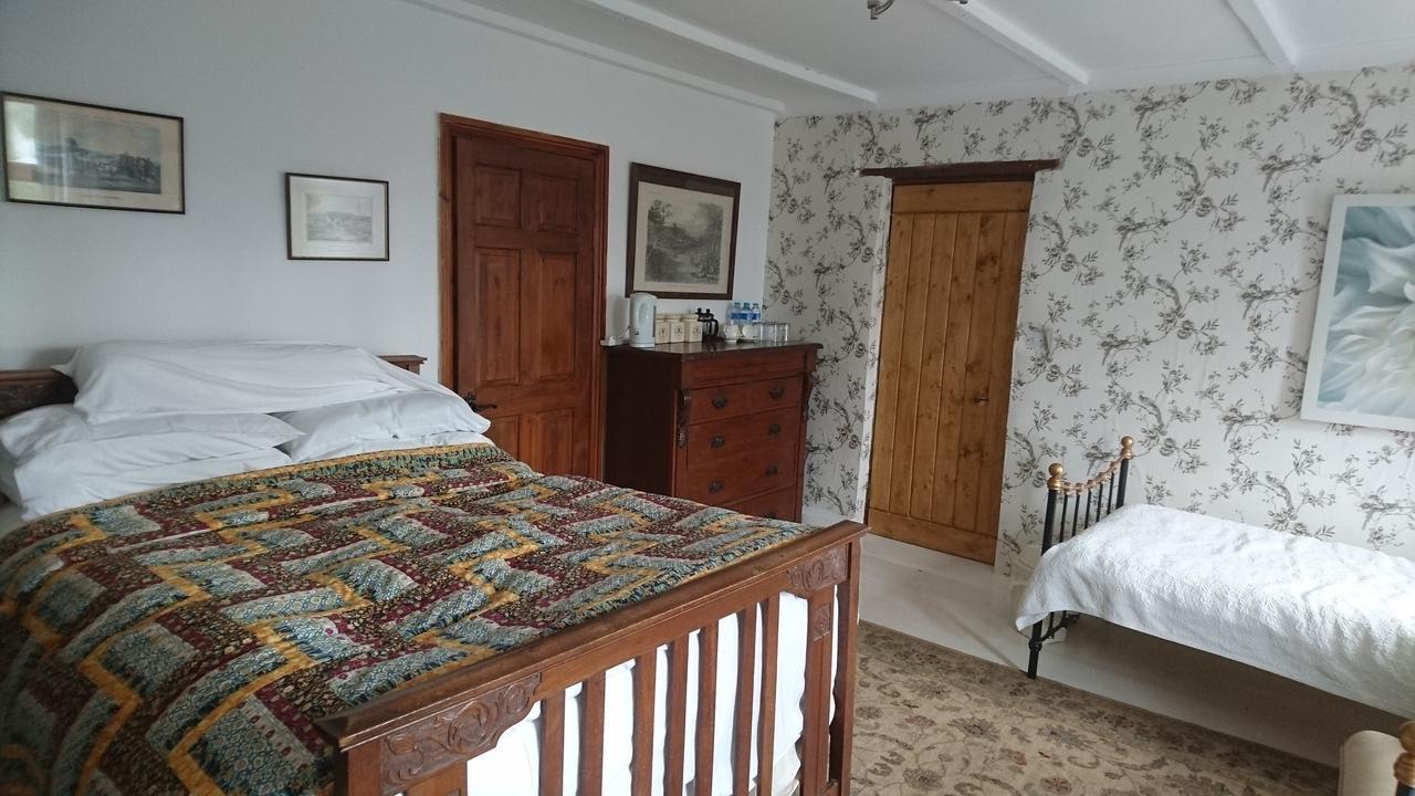 Middle Mill Bed and Breakfast Kidwelly Eksteriør billede