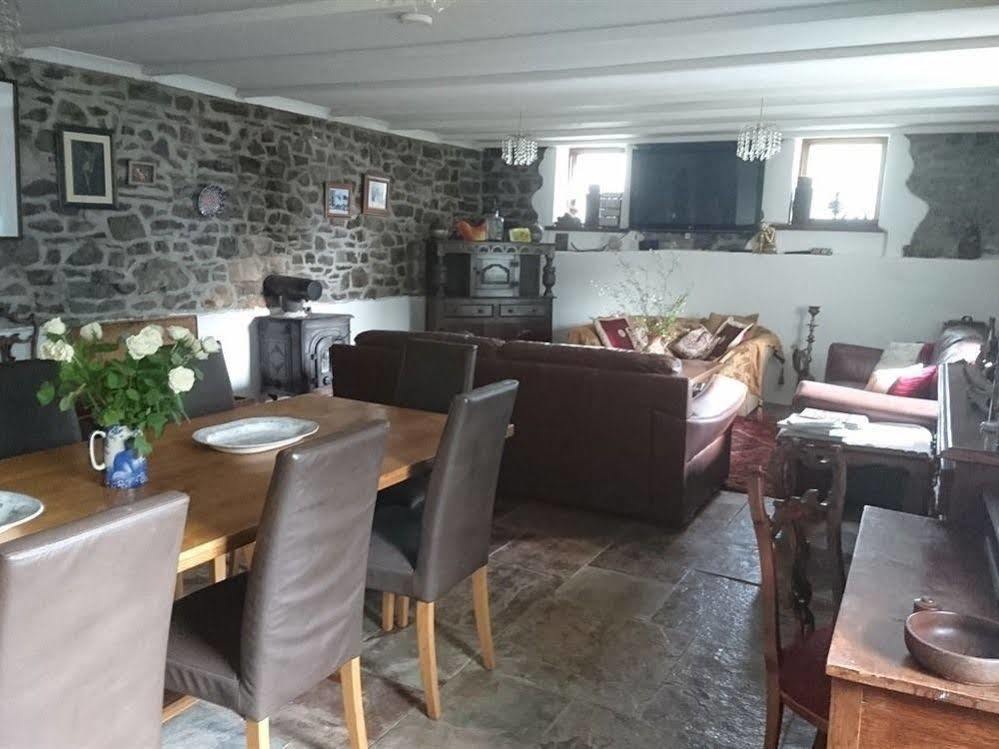 Middle Mill Bed and Breakfast Kidwelly Eksteriør billede